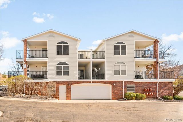 1631 S Deframe Street B5, Lakewood, CO 80228