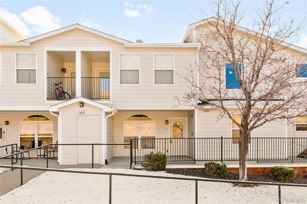 1631 S Deframe Street B5, Lakewood, CO 80228