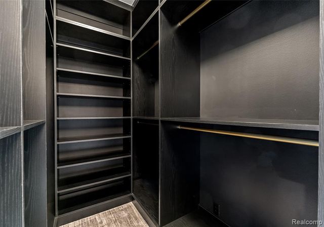 2051 Villa Road 304, Birmingham, MI 48009