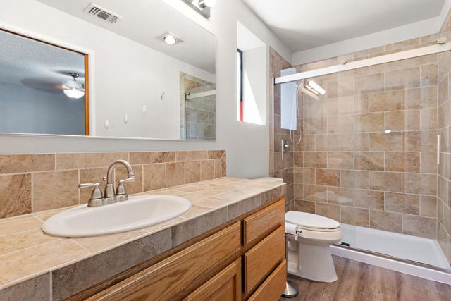 6512 Landis Ave, Carmichael, CA 95608