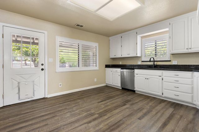 6512 Landis Ave, Carmichael, CA 95608