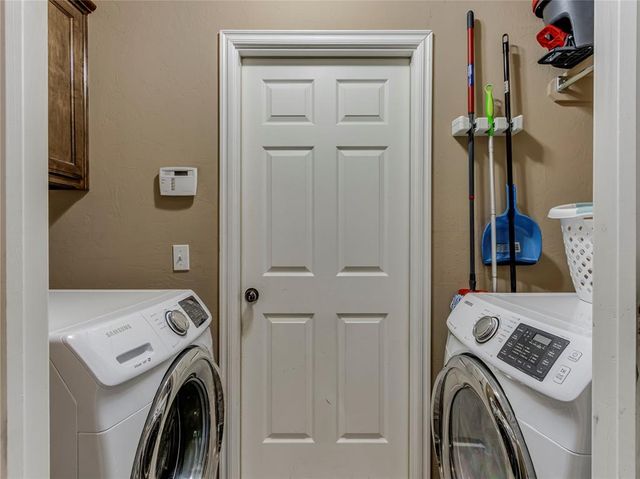 10805 Turtlewood Drive, Midwest City, OK 73130