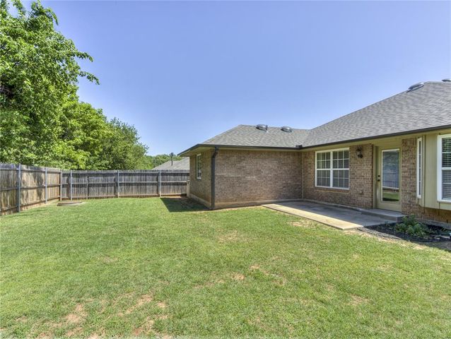 10805 Turtlewood Drive, Midwest City, OK 73130