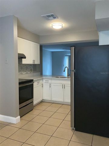 10111 BERRY FIELD COURT, Orlando, FL 32821