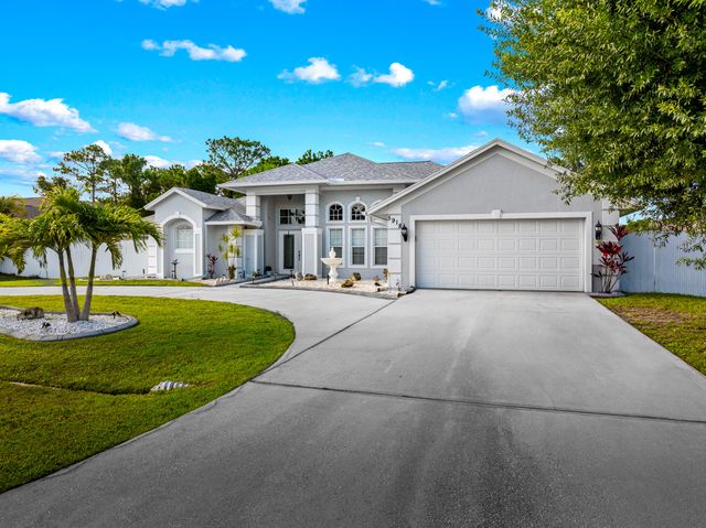 5918 NW Hann Drive, Port St. Lucie, Port St Lucie, FL 34986