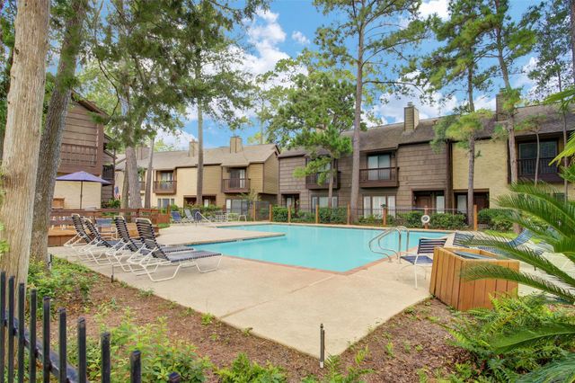 11711 Memorial Drive 572, Houston, TX 77024