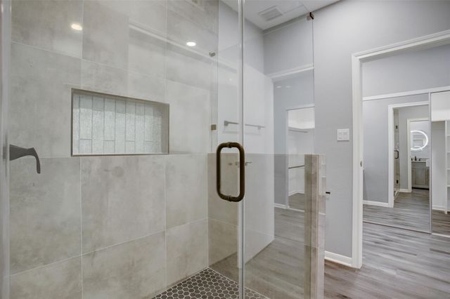 11711 Memorial Drive 572, Houston, TX 77024