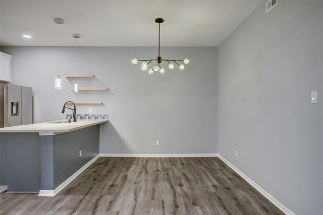 11711 Memorial Drive 572, Houston, TX 77024