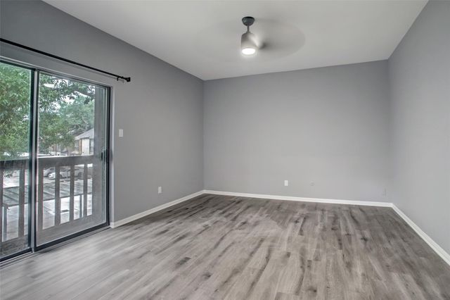 11711 Memorial Drive 572, Houston, TX 77024