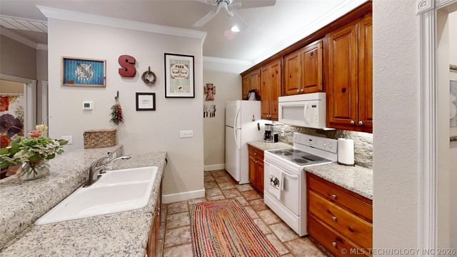 68 Overland Route Street, Ardmore, OK 73401