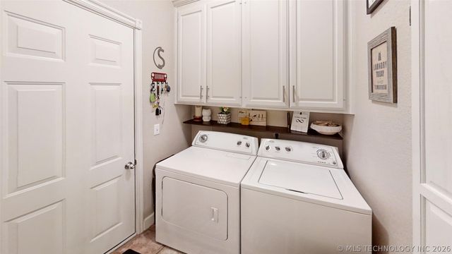 68 Overland Route Street, Ardmore, OK 73401