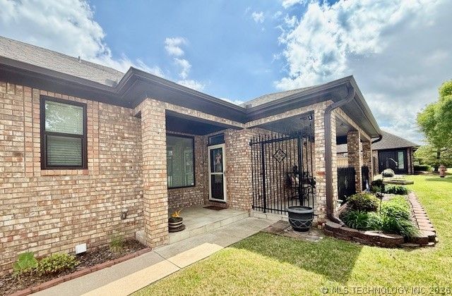 68 Overland Route Street, Ardmore, OK 73401