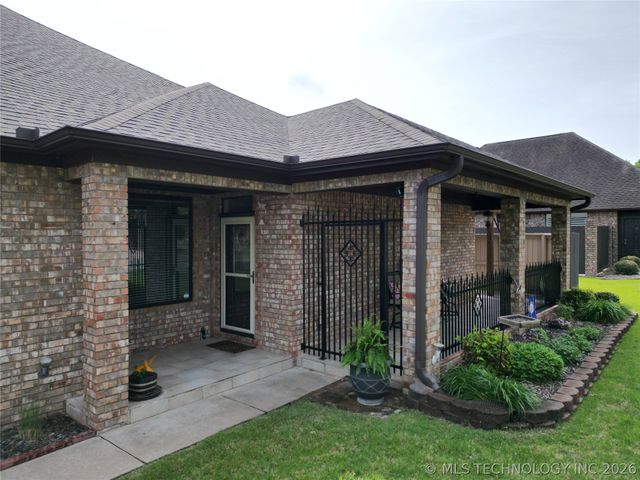 68 Overland Route Street, Ardmore, OK 73401