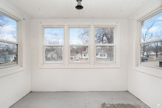 334 W Walnut St, Junction City, KS 66441