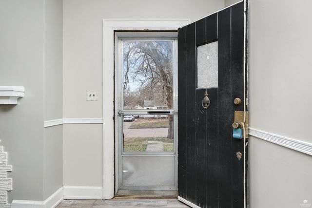 334 W Walnut St, Junction City, KS 66441