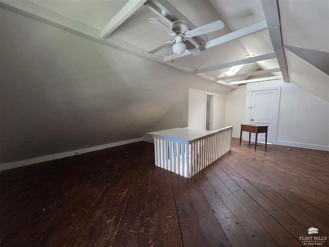 334 W Walnut St, Junction City, KS 66441