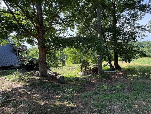 156 Tracy Rd, Hohenwald, TN 38462
