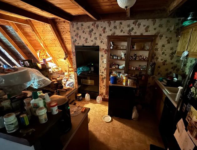 156 Tracy Rd, Hohenwald, TN 38462