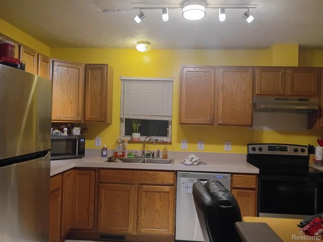 424 Maple Avenue, Owosso, MI 48867