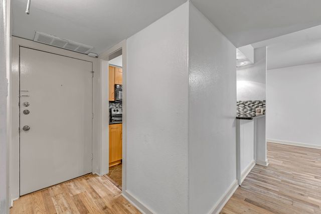 4837 Cedar Springs Road 215, Dallas, TX 75219