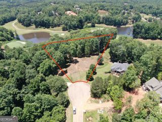 111 Fox Court, Forsyth, GA 31029