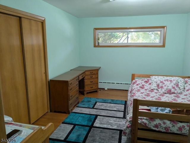 49 Kipp Ave, Elmwood Park Boro, NJ 07407