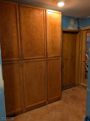 49 Kipp Ave, Elmwood Park Boro, NJ 07407