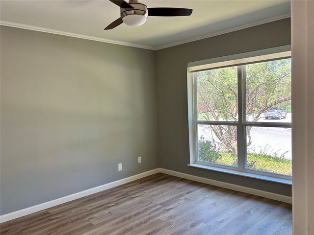 10704 Pagewood Drive 34, Dallas, TX 75230