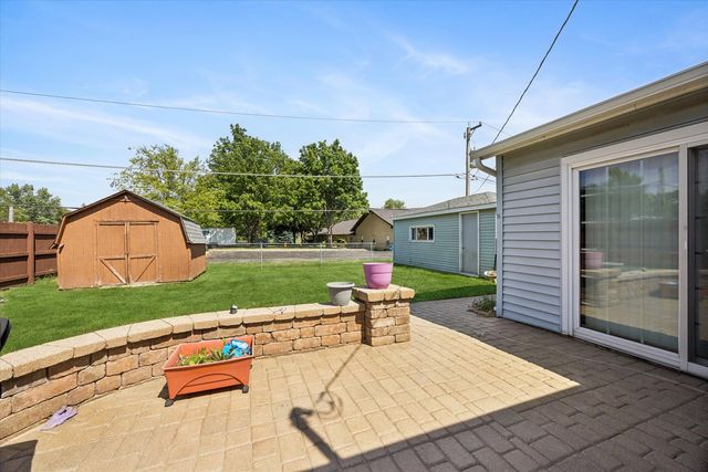 120 Olympic Drive, Bolingbrook, IL 60440