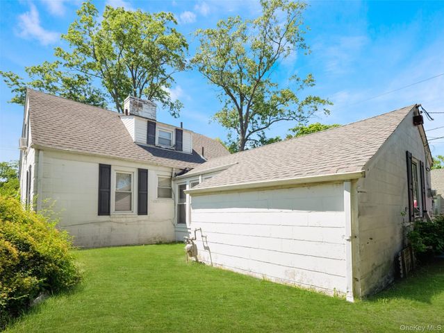 425 Baldwin Road, Hempstead, NY 11550