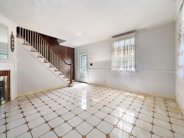 425 Baldwin Road, Hempstead, NY 11550