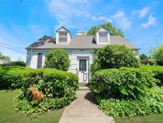 425 Baldwin Road, Hempstead, NY 11550
