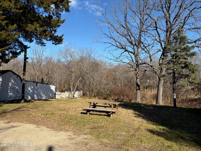 155 Leesville Road, Jackson, NJ 08527