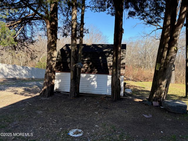 155 Leesville Road, Jackson, NJ 08527