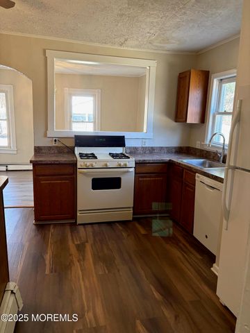 155 Leesville Road, Jackson, NJ 08527