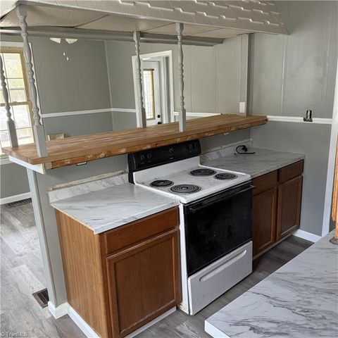 422 Acadia Avenue, Winston-salem, NC 27127