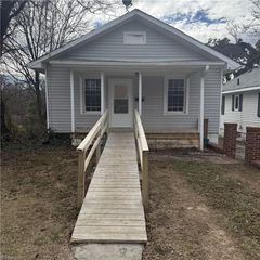 422 Acadia Avenue, Winston-salem, NC 27127