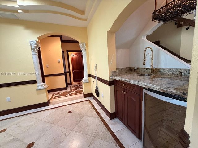 6601 SW 166th Ct, Miami, FL 33193