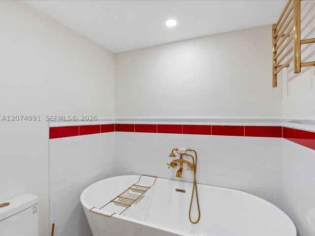 8877 Collins Ave 704, Surfside, FL 33154