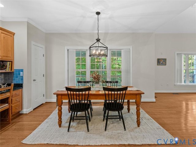 15743 Moss Fire Ct, Moseley, VA 23120