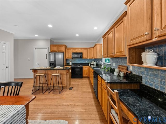 15743 Moss Fire Ct, Moseley, VA 23120