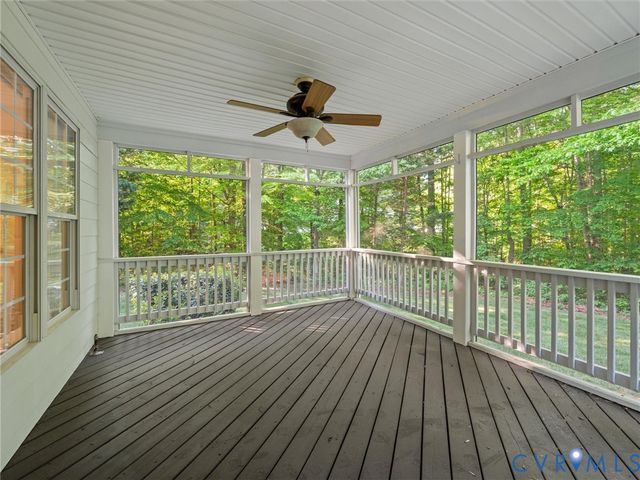 15743 Moss Fire Ct, Moseley, VA 23120