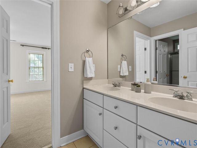 15743 Moss Fire Ct, Moseley, VA 23120