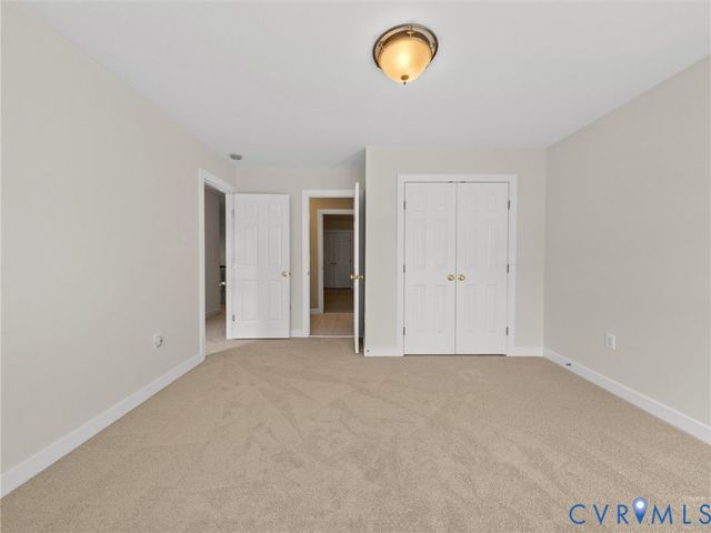 15743 Moss Fire Ct, Moseley, VA 23120