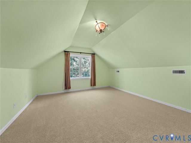 15743 Moss Fire Ct, Moseley, VA 23120