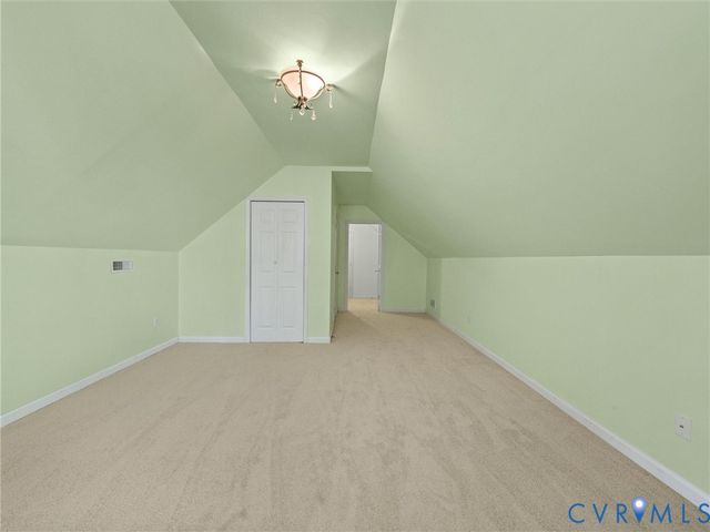 15743 Moss Fire Ct, Moseley, VA 23120