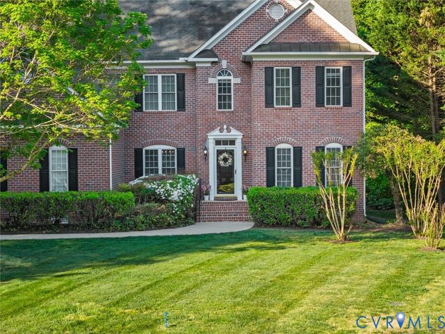 15743 Moss Fire Ct, Moseley, VA 23120