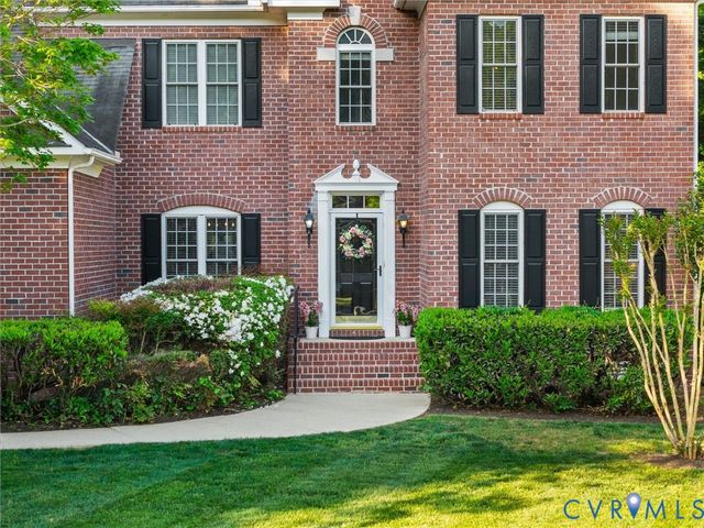 15743 Moss Fire Ct, Moseley, VA 23120