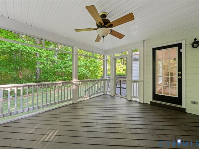 15743 Moss Fire Ct, Moseley, VA 23120