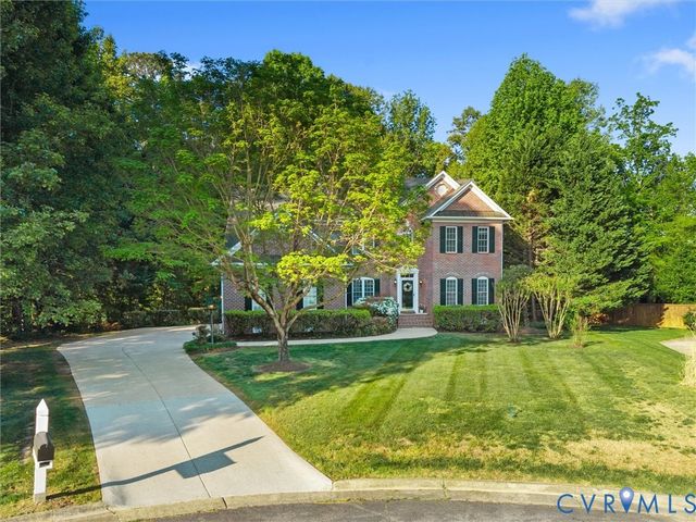 15743 Moss Fire Ct, Moseley, VA 23120